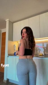 This is what this gorgeous XXX TikTok Latina does whenever she’s horny