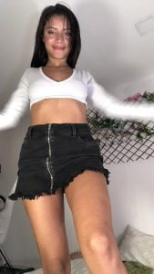 Latina Teen Teen solo by RealAlicebluwu