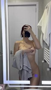 Selfie Mirror Naked by nudespair