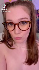 Teen Glasses Nudity by tiktok-nsfw