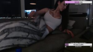 Babynez Double Slip While In Bed Twitch Streamer