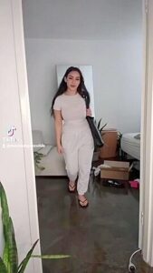 Crazy Xxx Video Big Tits Check Pretty One - Leahgoeswilde