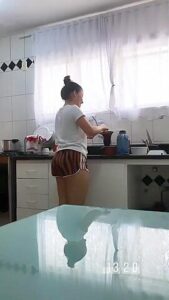 Incredible Adult Clip Vertical Video Wild Show