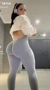 Incredible Adult Video Vertical Video Greatest Ever Seen