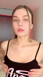 Lana Broks In Horny Porn Video Vertical Video Watch Watch Show