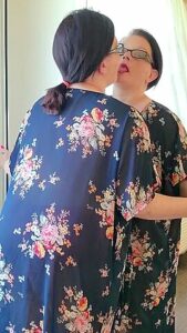 Milf Bbw Lesbian Mirror Illusion