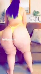 The Biggest Whit Booty Ever