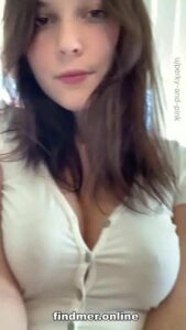 Perky And Pink Young Shows Her Asshole Tiktok Leaked